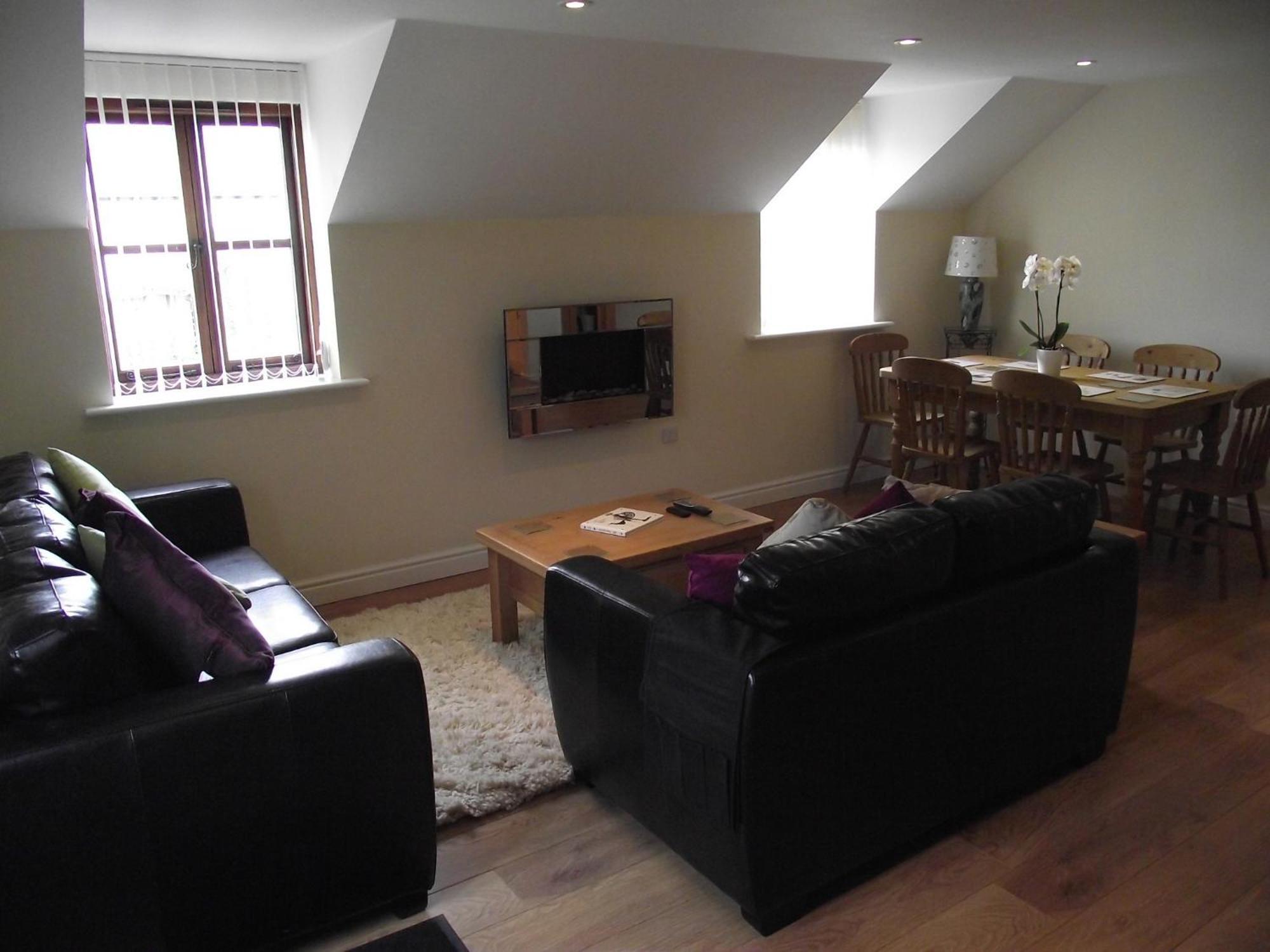 Llanishen Carpenters Cottages מראה חיצוני תמונה