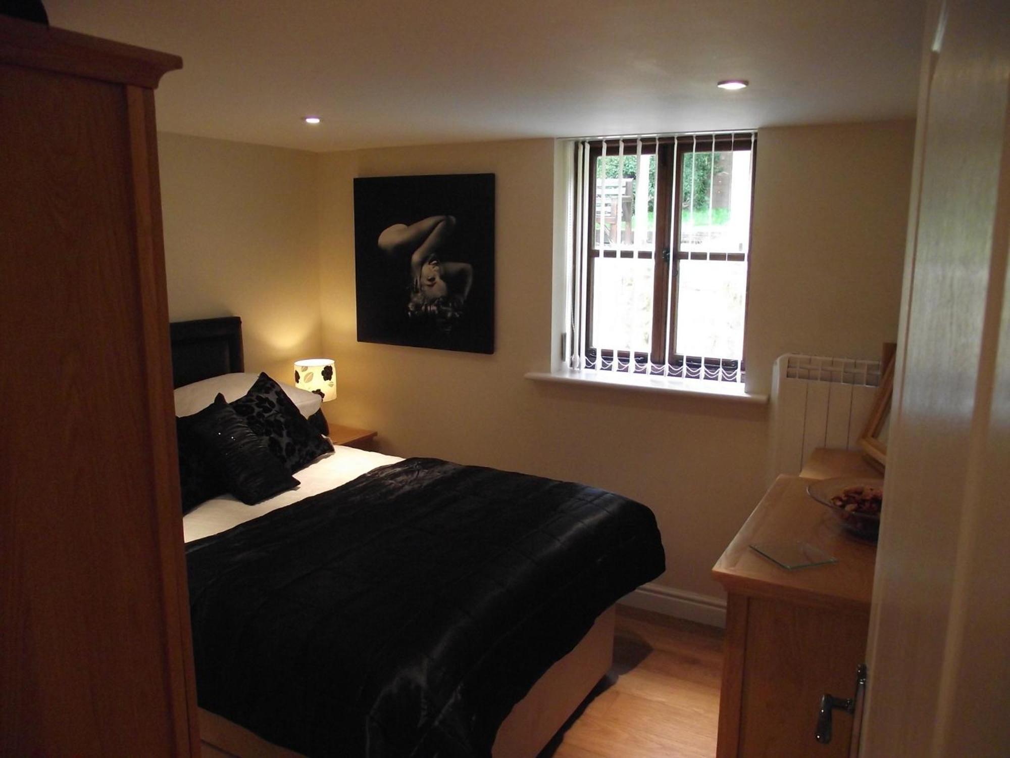 Llanishen Carpenters Cottages מראה חיצוני תמונה